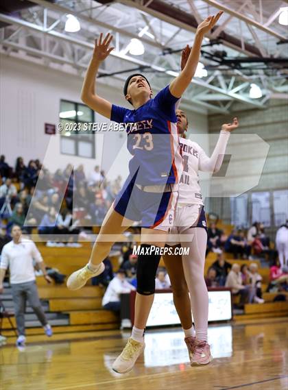 Thumbnail 3 in Cherry Creek @ Cherokee Trail photogallery.