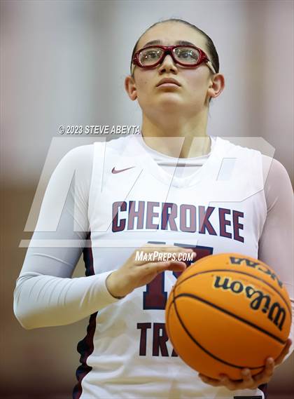 Thumbnail 1 in Cherry Creek @ Cherokee Trail photogallery.