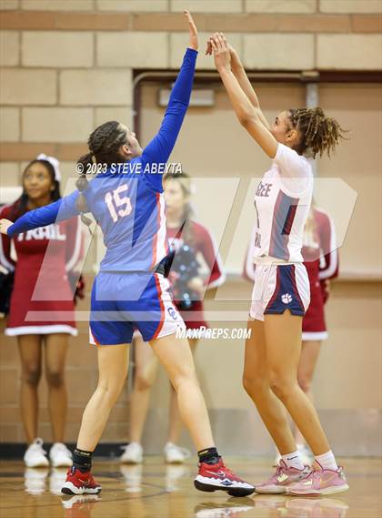 Thumbnail 3 in Cherry Creek @ Cherokee Trail photogallery.