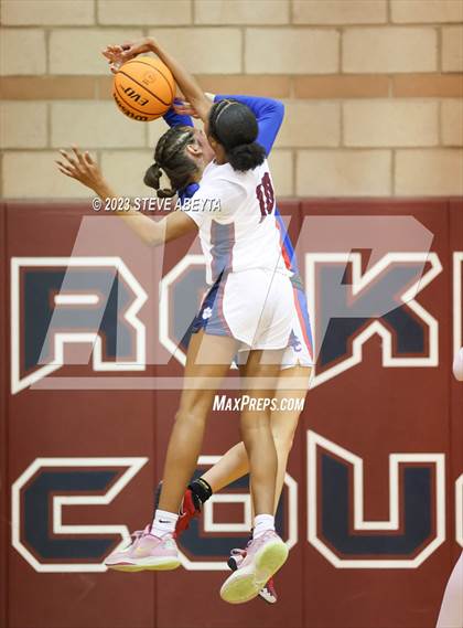 Thumbnail 3 in Cherry Creek @ Cherokee Trail photogallery.