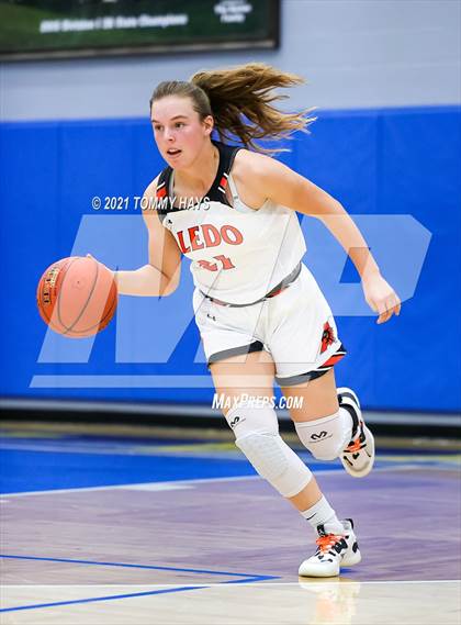 Thumbnail 1 in Aledo vs Graham (Brock Showcase) photogallery.