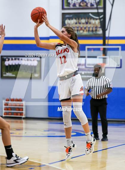 Thumbnail 3 in Aledo vs Graham (Brock Showcase) photogallery.