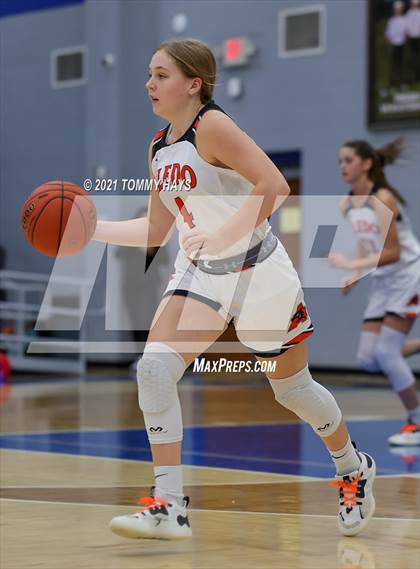 Thumbnail 3 in Aledo vs Graham (Brock Showcase) photogallery.