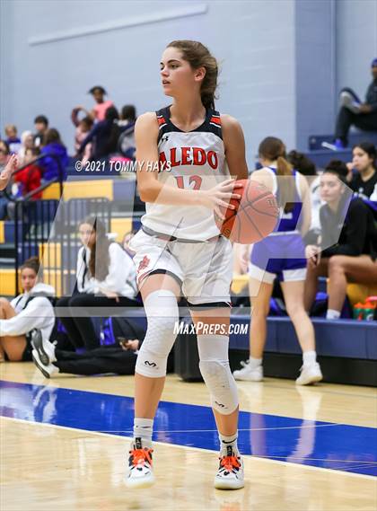 Thumbnail 2 in Aledo vs Graham (Brock Showcase) photogallery.