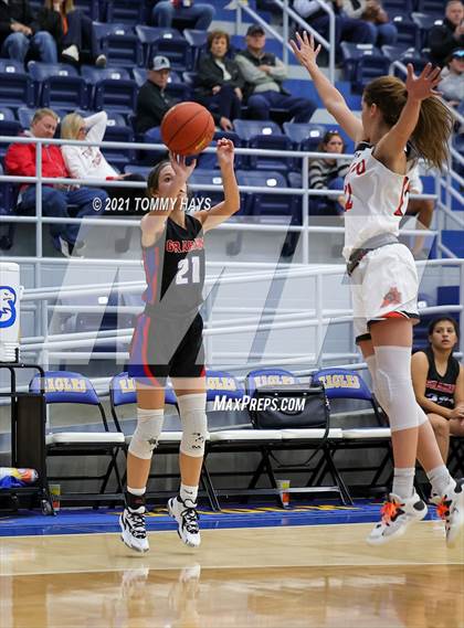 Thumbnail 2 in Aledo vs Graham (Brock Showcase) photogallery.