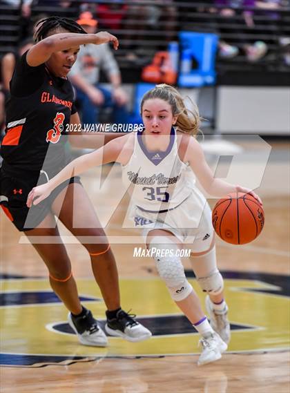 Thumbnail 3 in Gladewater vs. Mount Vernon (UIL 3A Region 2 Region Quarterfinal) photogallery.