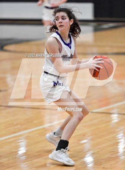 Thumbnail 3 in Gladewater vs. Mount Vernon (UIL 3A Region 2 Region Quarterfinal) photogallery.