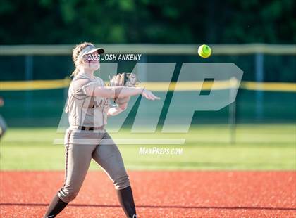 Thumbnail 3 in Mt. Carmel @ St. Joseph's Academy (LHSAA Division I Select Round 2) photogallery.