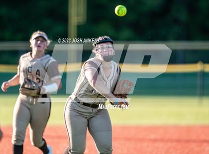 Thumbnail 2 in Mt. Carmel @ St. Joseph's Academy (LHSAA Division I Select Round 2) photogallery.