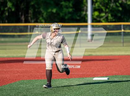 Thumbnail 3 in Mt. Carmel @ St. Joseph's Academy (LHSAA Division I Select Round 2) photogallery.
