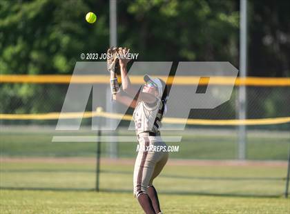 Thumbnail 3 in Mt. Carmel @ St. Joseph's Academy (LHSAA Division I Select Round 2) photogallery.