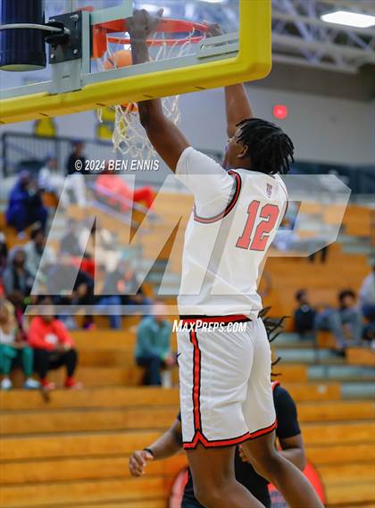 Thumbnail 3 in Tri-Cities vs. Lee County (OTR Hoops: Thanksgiving Showcase) photogallery.