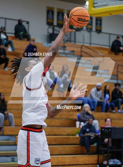 Thumbnail 3 in Tri-Cities vs. Lee County (OTR Hoops: Thanksgiving Showcase) photogallery.