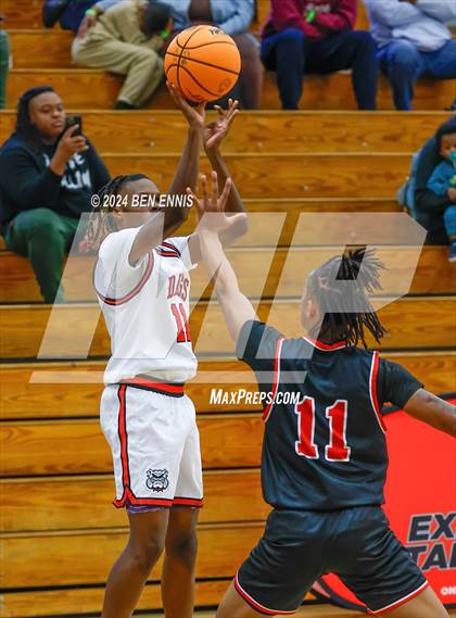 Thumbnail 3 in Tri-Cities vs. Lee County (OTR Hoops: Thanksgiving Showcase) photogallery.