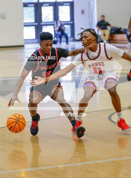 Thumbnail 2 in Tri-Cities vs. Lee County (OTR Hoops: Thanksgiving Showcase) photogallery.