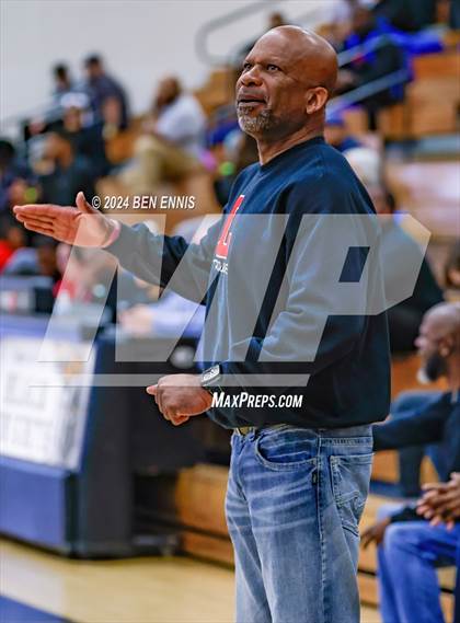 Thumbnail 2 in Tri-Cities vs. Lee County (OTR Hoops: Thanksgiving Showcase) photogallery.