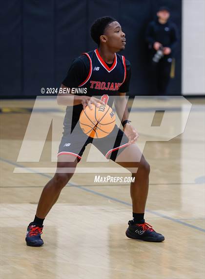 Thumbnail 1 in Tri-Cities vs. Lee County (OTR Hoops: Thanksgiving Showcase) photogallery.