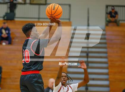 Thumbnail 1 in Tri-Cities vs. Lee County (OTR Hoops: Thanksgiving Showcase) photogallery.
