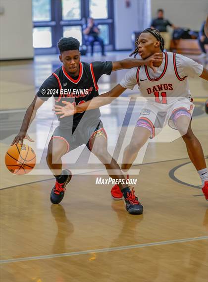 Thumbnail 3 in Tri-Cities vs. Lee County (OTR Hoops: Thanksgiving Showcase) photogallery.