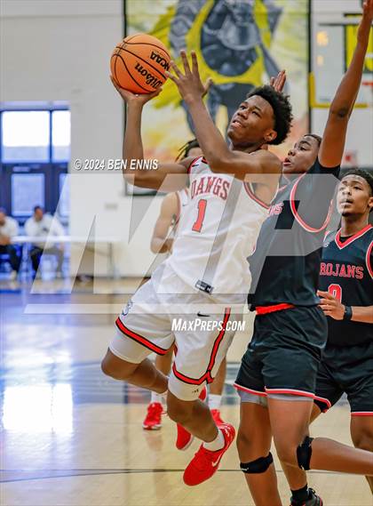 Thumbnail 2 in Tri-Cities vs. Lee County (OTR Hoops: Thanksgiving Showcase) photogallery.
