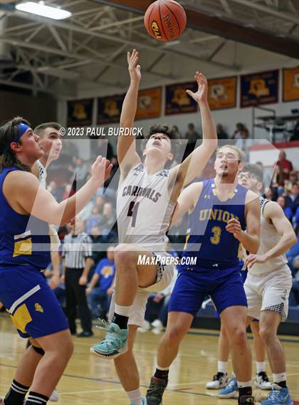 Thumbnail 1 in Dubois Central Catholic vs Union (PIAA District IX 1A Semifinal) photogallery.