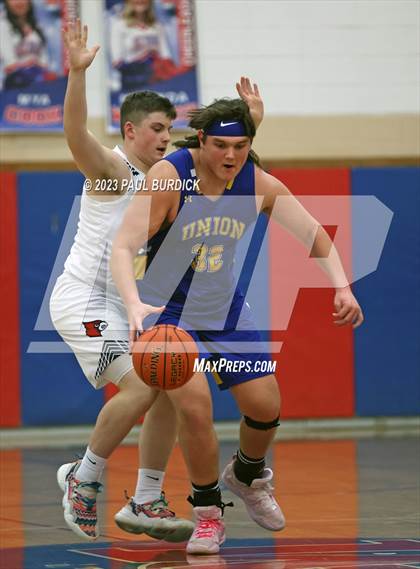 Thumbnail 1 in Dubois Central Catholic vs Union (PIAA District IX 1A Semifinal) photogallery.