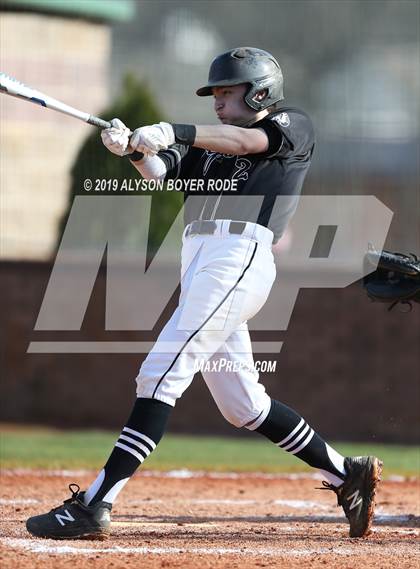 Thumbnail 3 in Collins Hill vs. Alpharetta photogallery.
