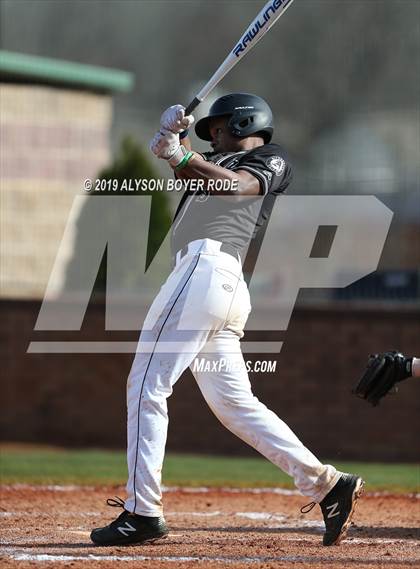 Thumbnail 3 in Collins Hill vs. Alpharetta photogallery.