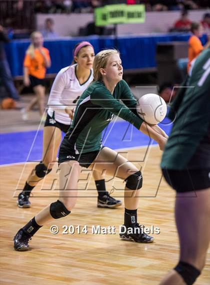 Thumbnail 3 in Ponderosa vs. Niwot (CHSAA 4A Playoff) photogallery.