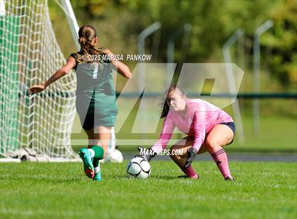 Thumbnail 3 in Onondaga vs Manlius Pebble Hill photogallery.