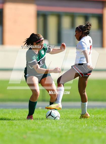 Thumbnail 3 in Onondaga vs Manlius Pebble Hill photogallery.