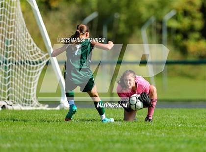 Thumbnail 2 in Onondaga vs Manlius Pebble Hill photogallery.