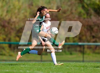 Thumbnail 2 in Onondaga vs Manlius Pebble Hill photogallery.