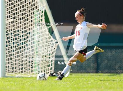 Thumbnail 3 in Onondaga vs Manlius Pebble Hill photogallery.