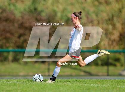 Thumbnail 3 in Onondaga vs Manlius Pebble Hill photogallery.