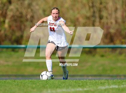Thumbnail 2 in Onondaga vs Manlius Pebble Hill photogallery.