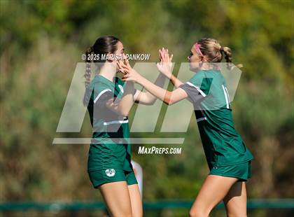 Thumbnail 3 in Onondaga vs Manlius Pebble Hill photogallery.