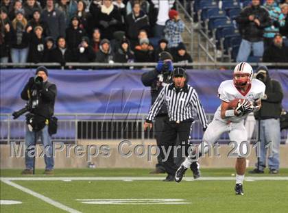Thumbnail 2 in Mansfield vs. Reading (MIAA Division II East Final) photogallery.