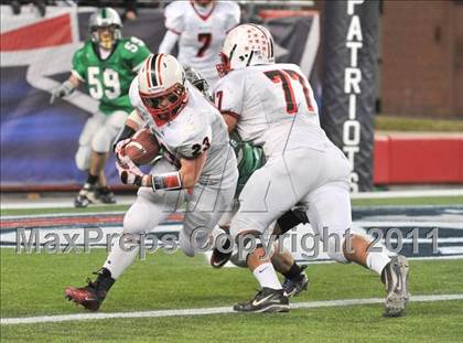 Thumbnail 3 in Mansfield vs. Reading (MIAA Division II East Final) photogallery.