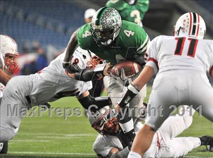Thumbnail 1 in Mansfield vs. Reading (MIAA Division II East Final) photogallery.