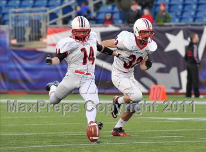 Thumbnail 1 in Mansfield vs. Reading (MIAA Division II East Final) photogallery.