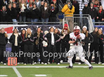 Thumbnail 2 in Mansfield vs. Reading (MIAA Division II East Final) photogallery.