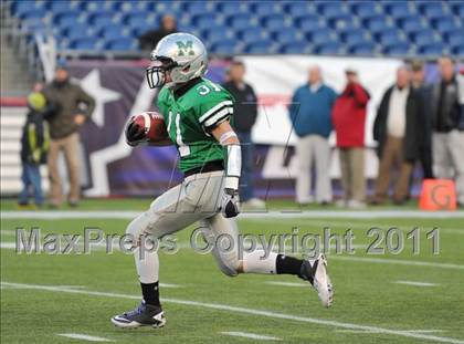 Thumbnail 2 in Mansfield vs. Reading (MIAA Division II East Final) photogallery.