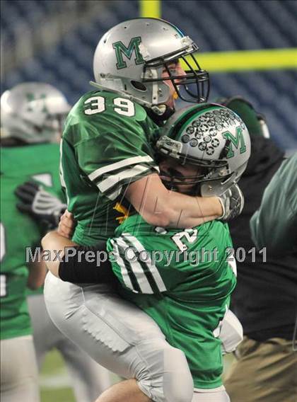 Thumbnail 1 in Mansfield vs. Reading (MIAA Division II East Final) photogallery.