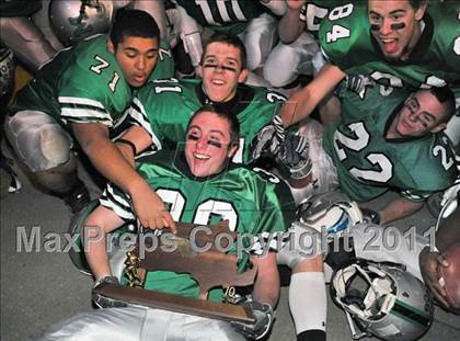 Thumbnail 2 in Mansfield vs. Reading (MIAA Division II East Final) photogallery.