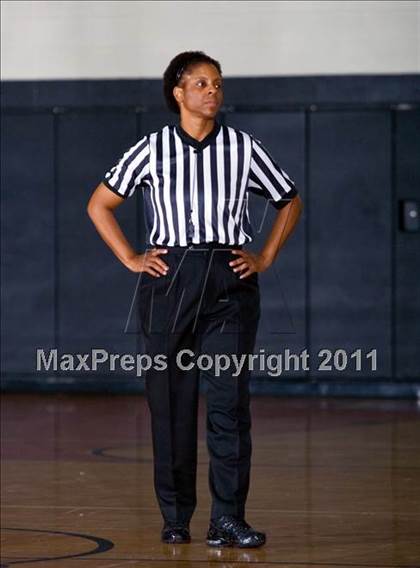 Thumbnail 3 in Mansfield vs. Reading (MIAA Division II East Final) photogallery.