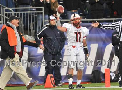 Thumbnail 3 in Mansfield vs. Reading (MIAA Division II East Final) photogallery.