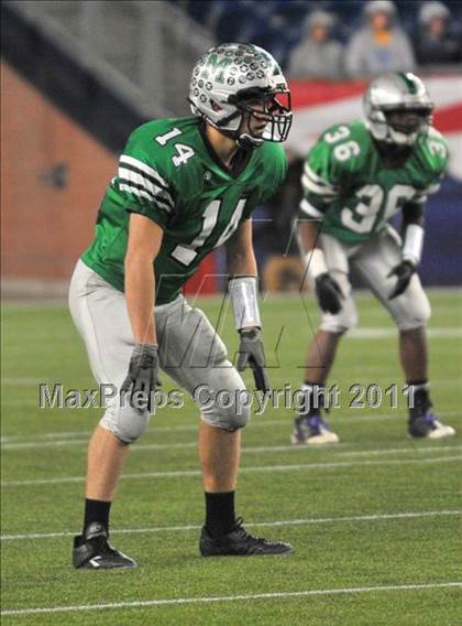 Thumbnail 2 in Mansfield vs. Reading (MIAA Division II East Final) photogallery.