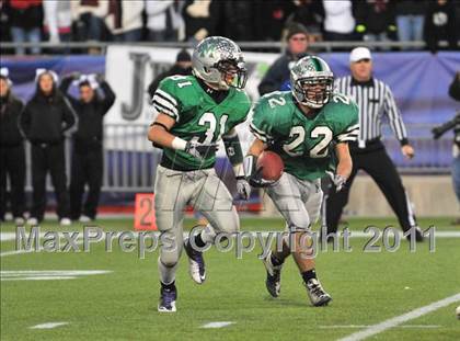 Thumbnail 2 in Mansfield vs. Reading (MIAA Division II East Final) photogallery.