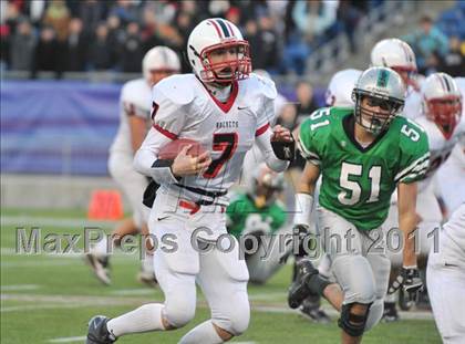 Thumbnail 2 in Mansfield vs. Reading (MIAA Division II East Final) photogallery.